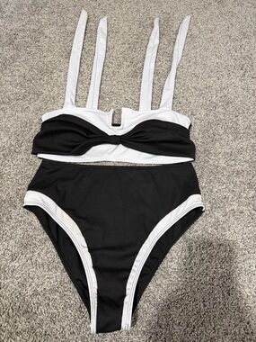 Black and White High-Waist Bikini Set